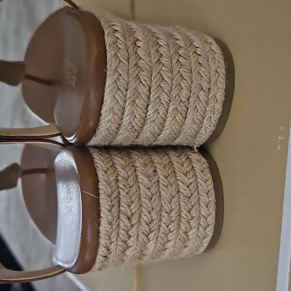 Laney thong sandal - Picture 4 of 6